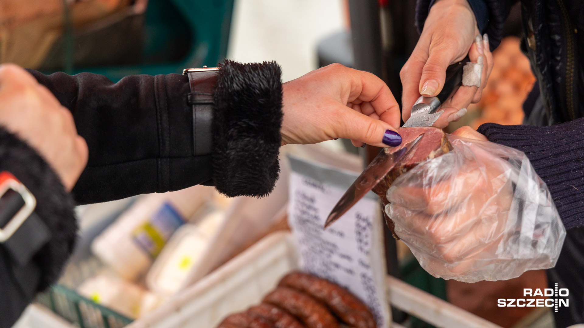 Miłośnicy lokalnych produktów mogą w sobotę odwiedzić Bazarek na Bronowickiej w Szczecinie.