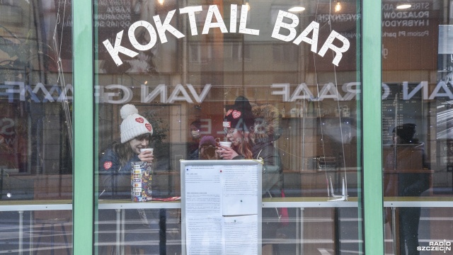 Bar Turysta po raz kolejny pomaga wolontariuszom. Fot. Kamila Kozioł [Radio Szczecin] 30. Finał WOŚP w regionie i na świecie [WIDEO, ZDJĘCIA]
