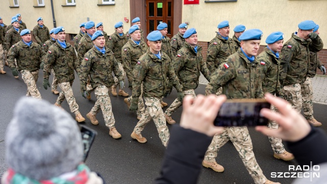 Fot. Robert Stachnik [Radio Szczecin] Szczecińska "dwunastka" leci na misję do Libanu [WIDEO, ZDJĘCIA]