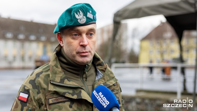 Fot. Robert Stachnik [Radio Szczecin] Szczecińska "dwunastka" leci na misję do Libanu [WIDEO, ZDJĘCIA]
