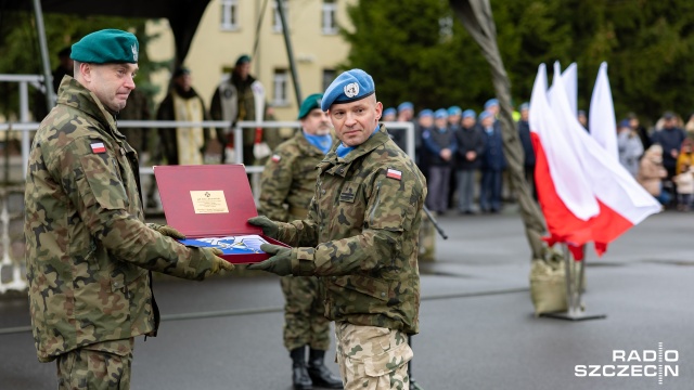 Fot. Robert Stachnik [Radio Szczecin] Szczecińska "dwunastka" leci na misję do Libanu [WIDEO, ZDJĘCIA]