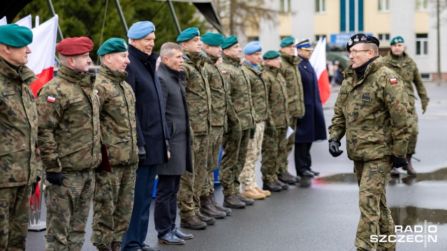 Fot. Robert Stachnik [Radio Szczecin] Szczecińska "dwunastka" leci na misję do Libanu [WIDEO, ZDJĘCIA]