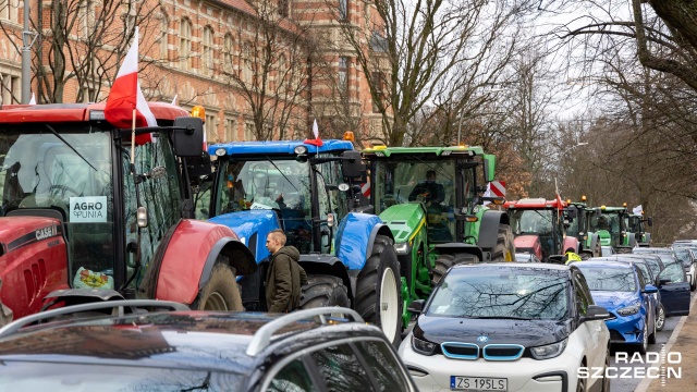 Fot. Robert Stachnik [Radio Szczecin] Protest rolników w Szczecinie i w regionie [WIDEO, ZDJĘCIA]
