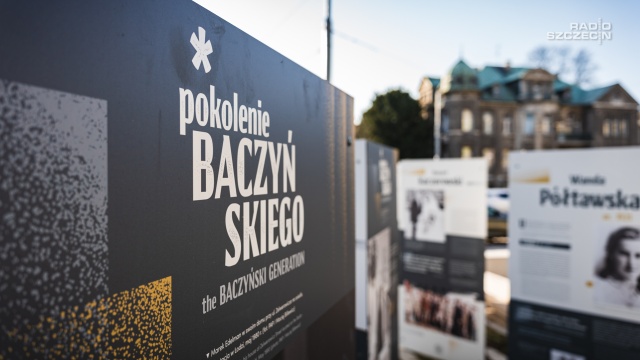 Fot. Mateusz Papke [Radio Szczecin] "Pokolenie Baczyńskiego" przed Radiem Szczecin [WIDEO, ZDJĘCIA]