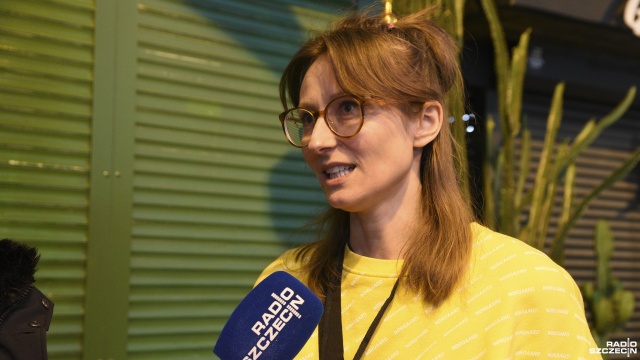 Fot. Kamila Kozioł [Radio Szczecin] Zbędna zawartość szaf na targach rzeczy używanych [WIDEO, ZDJĘCIA]