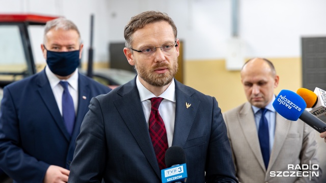 Fot. Robert Stachnik [Radio Szczecin] Zespół Szkół w Pyrzycach z - ocieplonym na miarę XXI wieku - budynkiem warsztatowym [ZDJĘCIA]