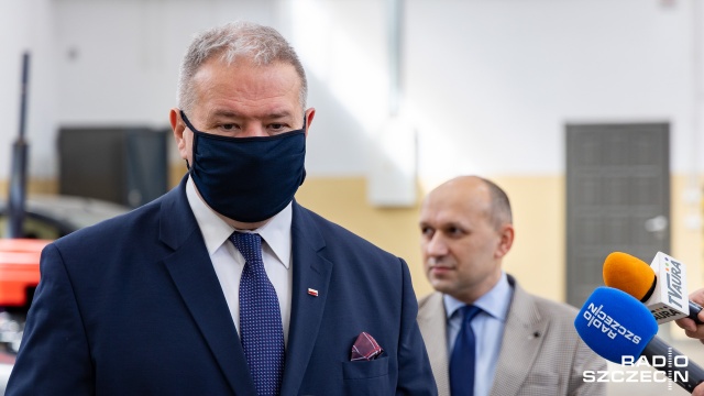 Fot. Robert Stachnik [Radio Szczecin] Zespół Szkół w Pyrzycach z - ocieplonym na miarę XXI wieku - budynkiem warsztatowym [ZDJĘCIA]