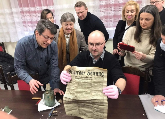 Fot. Urząd Miasta w Białogardzie Dokumenty sprzed stu lat w butelce [ZDJĘCIA]
