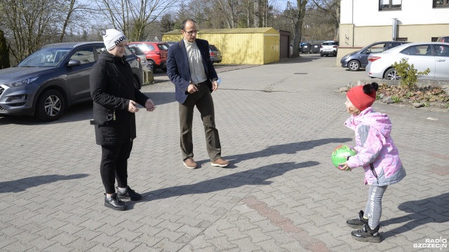 Fot. Kamila Kozioł [Radio Szczecin] Ksiądz śpi w biurze na materacu, udostępnił mieszkanie Ukraińcom [WIDEO, ZDJĘCIA]