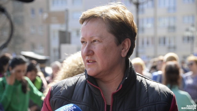 Fot. Kamila Kozioł [Radio Szczecin] Wielkie kolejki pod bankami. Ukraińcy wymieniają hrywny [ZDJĘCIA]