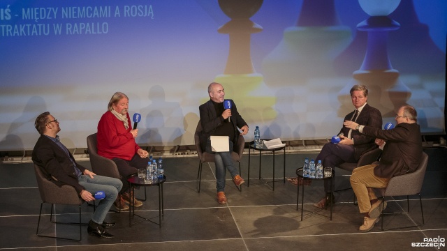 Fot. Maciej Papke [Radio Szczecin] Debata: "Wtedy i dziś. Między Niemcami a Rosją w 100-lecie Traktatu w Rapallo" [WIDEO, ZDJĘCIA]