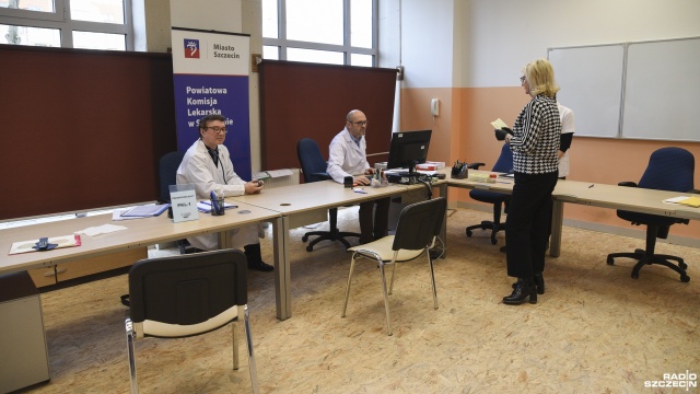 Fot. Kamila Kozioł [Radio Szczecin] Młodzi szczecinianie wezwani na kwalifikację wojskową [WIDEO, ZDJĘCIA]