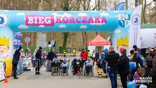 Fot. Robert Stachnik [Radio Szczecin] "Próbujemy odczarować niepełnosprawność." Bieg Korczaka w Policach [WIDEO, ZDJĘCIA]
