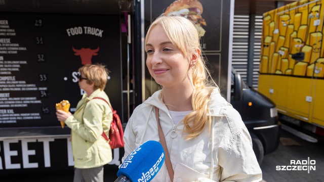 Fot. Robert Stachnik [Radio Szczecin] Raj dla głodomorów! Trwa zlot food trucków [ZDJĘCIA]