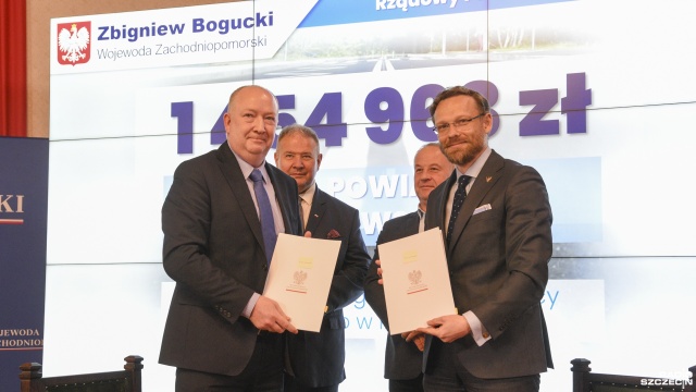 Fot. Kamila Kozioł [Radio Szczecin] Kilkadziesiąt milionów złotych na drogi w regionie [ZDJĘCIA]