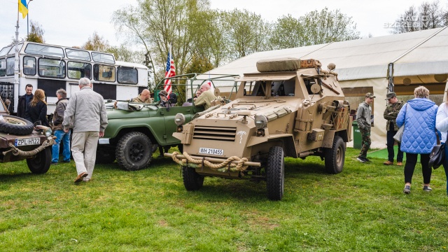 Fot. Mateusz Papke [Radio Szczecin] Zlot pojazdów militarnych w Trzebieży [WIDEO, ZDJĘCIA]