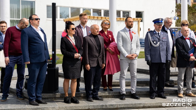 Fot. Robert Stachnik [Radio Szczecin] Dzień Flagi w Międzyzdrojach. "Jestem dumny z bycia Polakiem" [WIDEO, ZDJĘCIA]