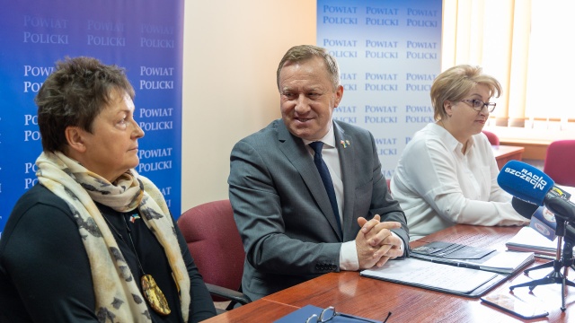 Fot. Robert Stachnik [Radio Szczecin] Składowisko odpadów w Policach do likwidacji [WIDEO, ZDJĘCIA]