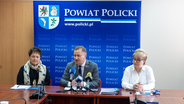 Fot. Robert Stachnik [Radio Szczecin] Składowisko odpadów w Policach do likwidacji [WIDEO, ZDJĘCIA]