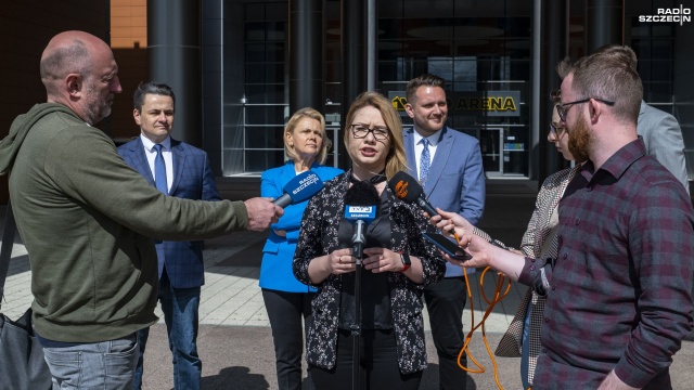 Fot. Wojciech Ochrymiuk [Radio Szczecin] Politycy PiS alarmują: w Netto Arenie nie ma imprez sportowych [ZDJĘCIA]