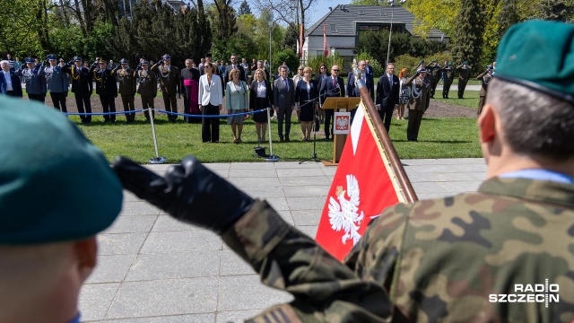 Fot. Robert Stachnik [Radio Szczecin] Szczecińskie obchody Narodowego Dnia Zwycięstwa [ZDJĘCIA]