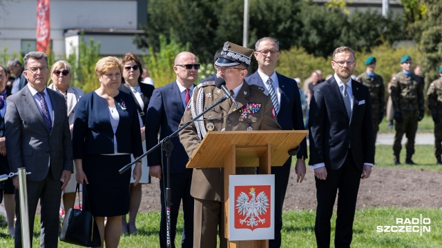 Fot. Robert Stachnik [Radio Szczecin] Szczecińskie obchody Narodowego Dnia Zwycięstwa [ZDJĘCIA]