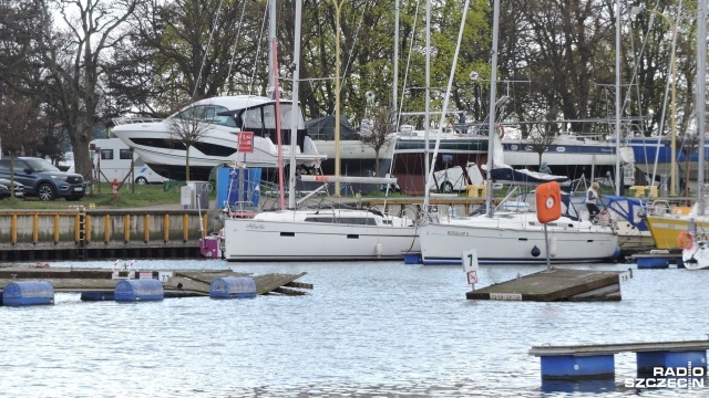 Fot. Joanna Maraszek [Radio Szczecin] Kiedy naprawione zostaną szkody na świnoujskiej marinie? [ZDJĘCIA]