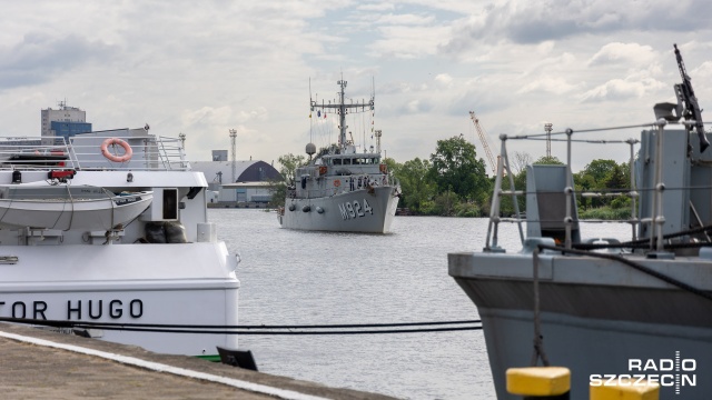 Fot. Robert Stachnik [Radio Szczecin] Okręty NATO zacumowały przy Wałach Chrobrego [WIDEO, ZDJĘCIA]