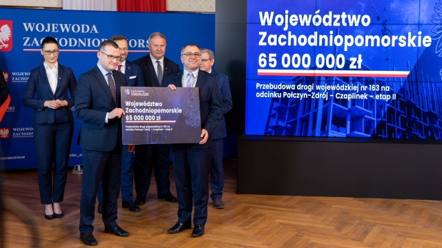 Fot. Robert Stachnik [Radio Szczecin] Ponad dwa miliardy dla Zachodniopomorskiego [WIDEO, ZDJĘCIA]