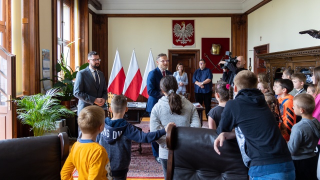 Fot. Robert Stachnik [Radio Szczecin] Dzień Dziecka u wojewody [ZDJĘCIA]
