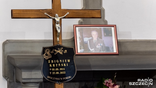 Fot. Robert Stachnik [Radio Szczecin] Ostatnia droga bohatera [WIDEO, ZDJĘCIA]