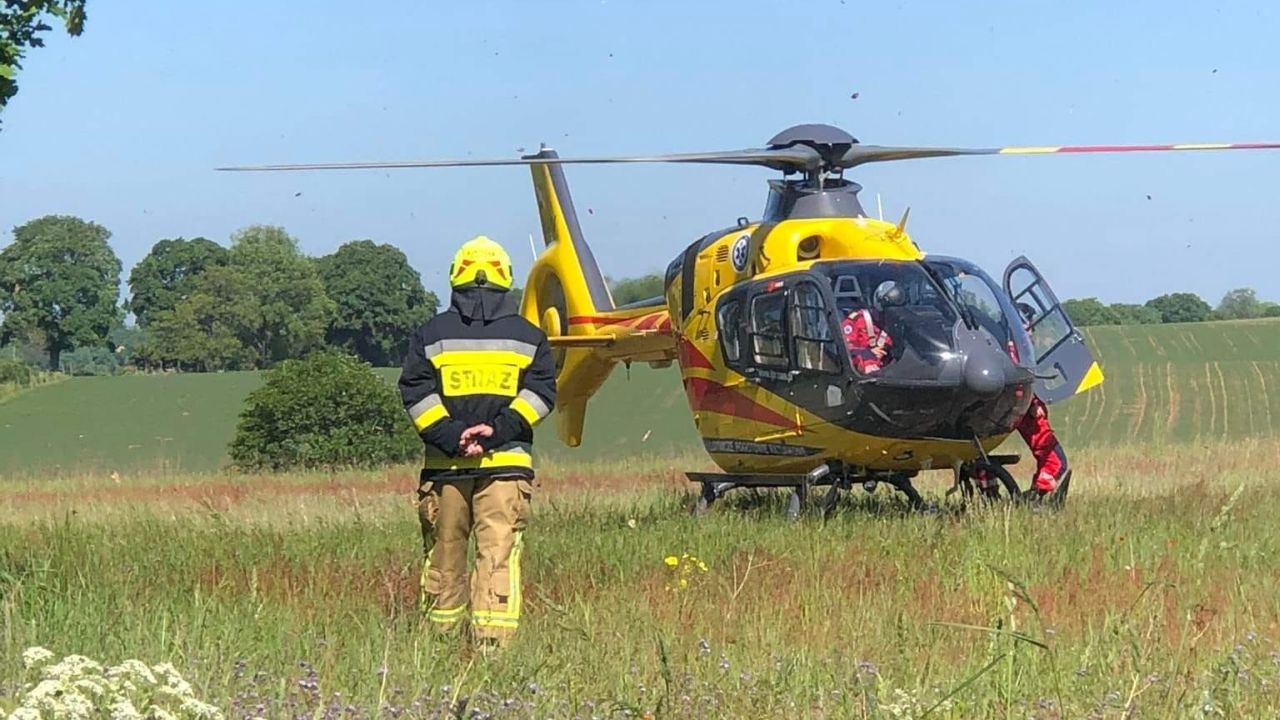 Reanimacja dziecka na drodze wojewódzkiej nr 120 [AKTUALIZACJA]