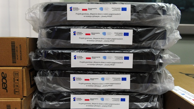 Fot. Marcin Kokolus [Radio Szczecin] Laptopy dla dzieci byłych pracowników PGR. Zbigniew Bogucki: "Chcemy wyrównać szanse"