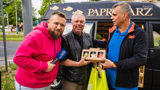 Fot. Mateusz Papke [Radio Szczecin] Paprykarz szczeciński królował przed Radiem Szczecin [WIDEO, ZDJĘCIA][MAT. SPONSOROWANY]