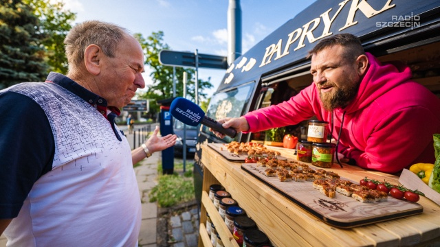 Fot. Mateusz Papke [Radio Szczecin] Paprykarz szczeciński królował przed Radiem Szczecin [WIDEO, ZDJĘCIA][MAT. SPONSOROWANY]