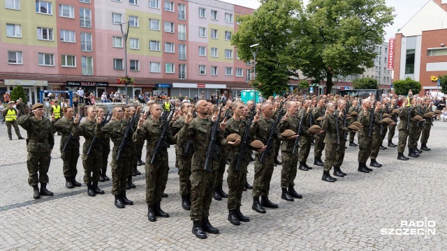 Fot. Robert Stachnik [Radio Szczecin] Przybyło żołnierzy WOT-u w naszym regionie [WIDEO, ZDJĘCIA]