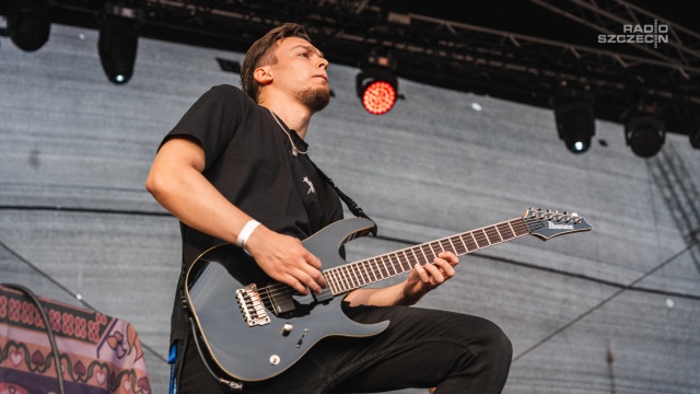 Fot. Mateusz Papke [Radio Szczecin] Gwiazdy Festiwalu Garaże z przekazem do Ukraińcow [ZDJĘCIA]