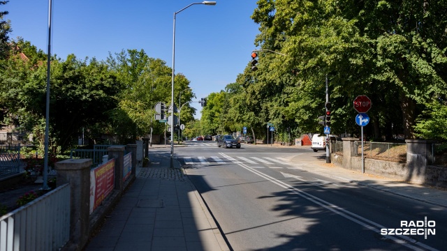 Fot. Robert Stachnik [Radio Szczecin] Utrudnienia dla kierowców na ul. Piotra Skargi [WIDEO, ZDJĘCIA]
