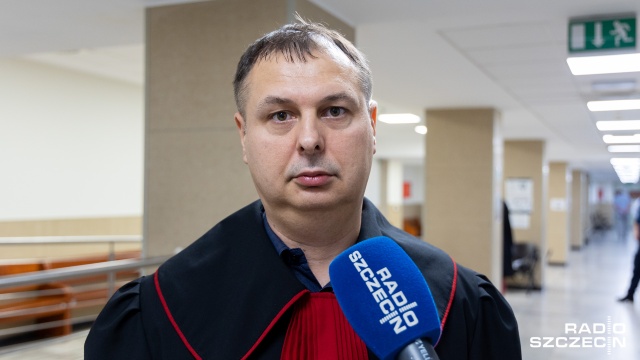 Fot. Robert Stachnik [Radio Szczecin] Wiceburmistrz Nowogardu trafi do aresztu [WIDEO, ZDJĘCIA]