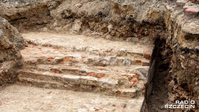Fot. Robert Stachnik [Radio Szczecin] Odkrycie archeologiczne na Rynku Nowym w Szczecinie [WIDEO, ZDJĘCIA]