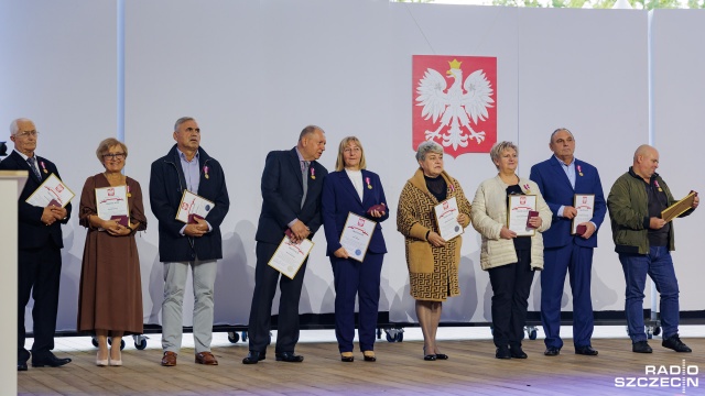 Fot. Robert Stachnik [Radio Szczecin] Pracownicy Grupy Azoty odznaczeni. "Razem możemy świętować" [WIDEO, ZDJĘCIA]
