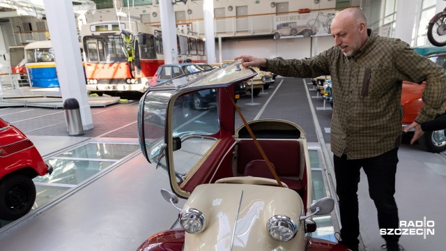 Fot. Robert Stachnik [Radio Szczecin] Wołga, Zastava czy Zaporożec. Nowa wystawa w Muzeum Techniki i Komunikacji [WIDEO, ZDJĘCIA]