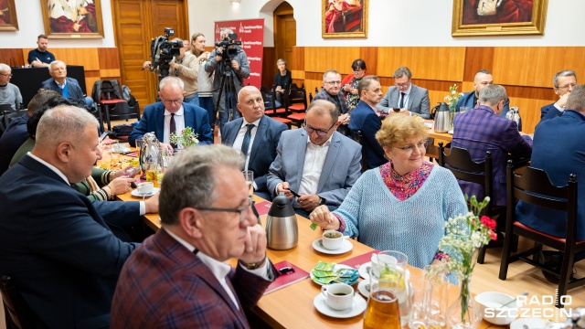Fot. Robert Stachnik [Radio Szczecin] Sejmowa komisja zdrowia na PUM [ZDJĘCIA]