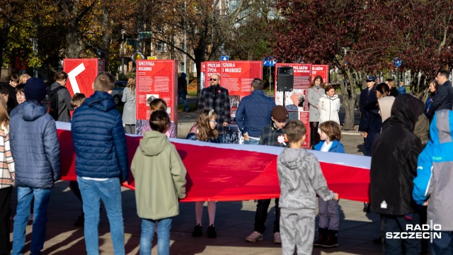 Fot. Robert Stachnik [Radio Szczecin] „Jesteśmy Polakami” na placu Solidarności [ZDJĘCIA]