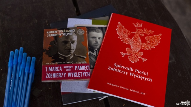 Fot. Wojciech Ochrymiuk [Radio Szczecin] Rotmistrz Pilecki wspominany w Puszczy Bukowej [ZDJĘCIA]