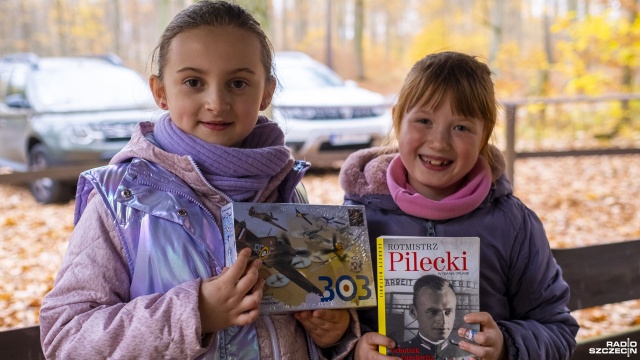 Fot. Wojciech Ochrymiuk [Radio Szczecin] Rotmistrz Pilecki wspominany w Puszczy Bukowej [ZDJĘCIA]