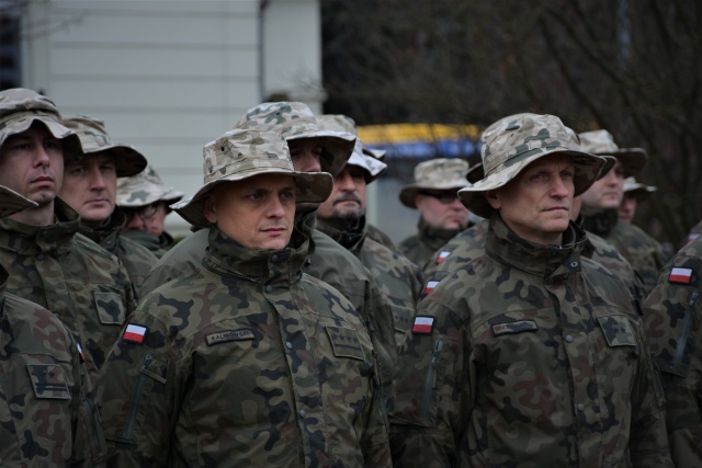 Fot. mjr BŁAŻEJ ŁUKASZEWSKI [OFICER PRASOWY 12 DZ] Kolejna misja szkoleniowa leci do Iraku [WIDEO, ZDJĘCIA]