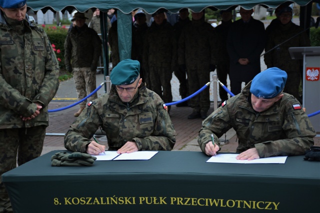 Fot. mjr BŁAŻEJ ŁUKASZEWSKI [OFICER PRASOWY 12 DZ] Kolejna misja szkoleniowa leci do Iraku [WIDEO, ZDJĘCIA]