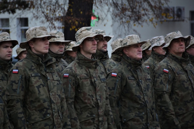 Fot. mjr BŁAŻEJ ŁUKASZEWSKI [OFICER PRASOWY 12 DZ] Kolejna misja szkoleniowa leci do Iraku [WIDEO, ZDJĘCIA]
