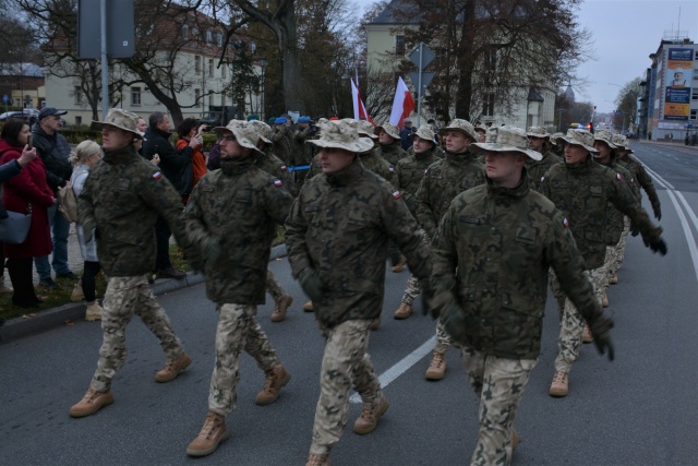 Fot. mjr BŁAŻEJ ŁUKASZEWSKI [OFICER PRASOWY 12 DZ] Kolejna misja szkoleniowa leci do Iraku [WIDEO, ZDJĘCIA]